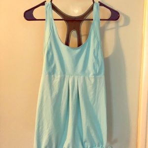 💓 EVERLAST TANK W/ BUILT IN BRA 💓